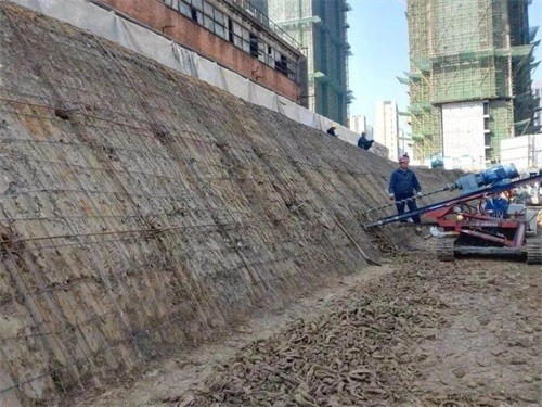 达拉特建筑边坡支护